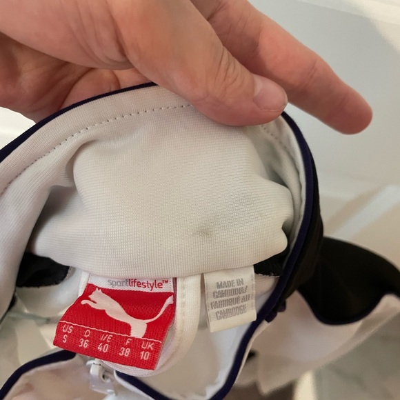 Puma zip up jacket - Picture 3 of 3